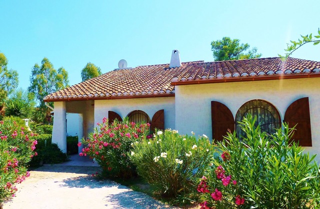 VILLA INDEPENDIENTE -600 SQM DE JARDÍN 200MT DEL MAR CERCA DE TODAS LAS PLAYAS