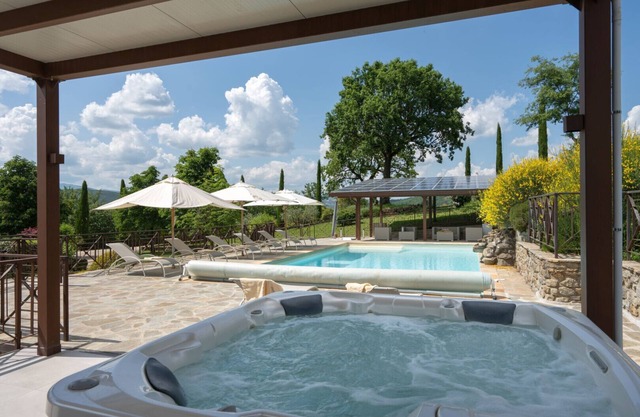 Beautiful Villa Castelluccio with pool in Tuscany