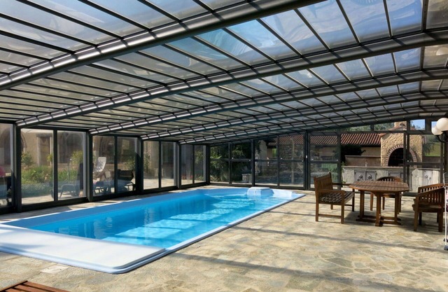 Estupenda casa de vacaciones para 4 personas con piscina, WIFI, TV, terraza y aparcamiento