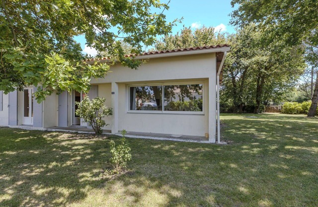 Maravillosa casa de vacaciones para 4 personas con WIFI, TV, mascotas permitida y aparcamiento