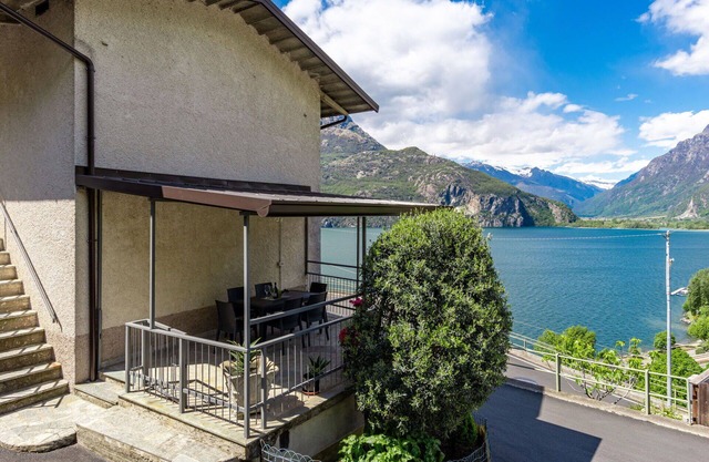 Estupenda casa de vacaciones para 5 personas con WIFI, TV, terraza y aparcamiento