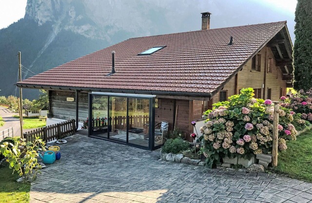 Casa de vacaciones con WIFI, TV, terraza, mascotas permitida, vista panorámica, aparcamiento