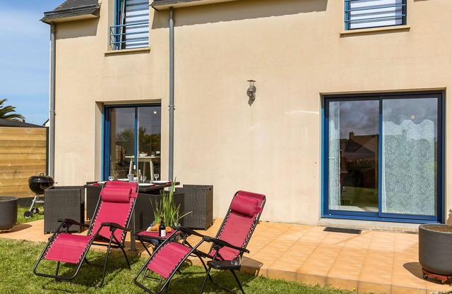 Estupenda casa de vacaciones con WIFI, TV, terraza, mascotas permitida y aparcamiento