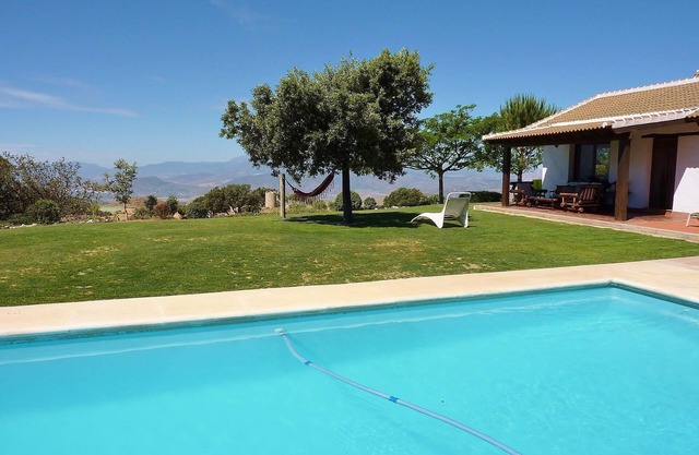 Hermosa villa en Andalucםa cerca del bosque