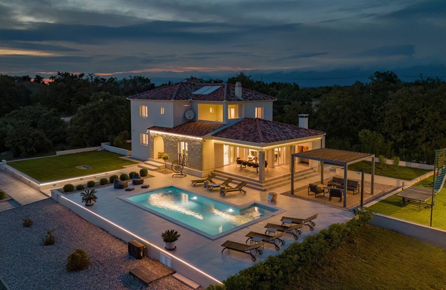 Beautiful Villa Lumi, near Zadar, with a Pool