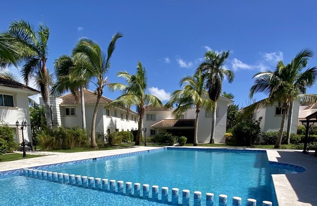 Hermosa Villa, Frente al Aeropuerto 36a