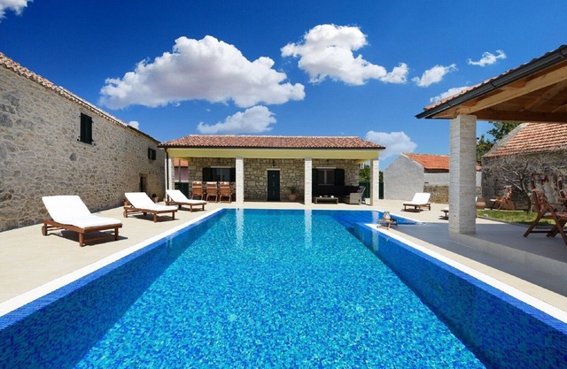 Villa Petra in Lovinac