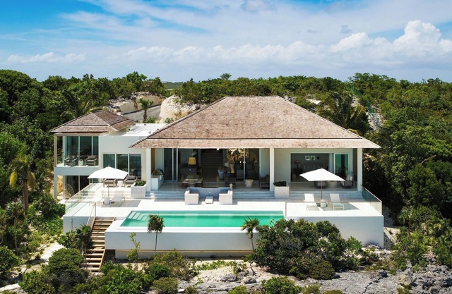 Beautiful Villa in Turks and Caicos