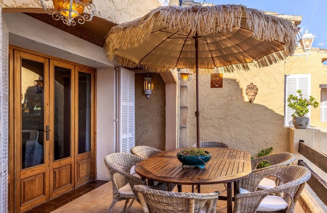 Preciosa villa 'Terra Rotja' con piscina, terrazas, vistas a la montaña y balcón