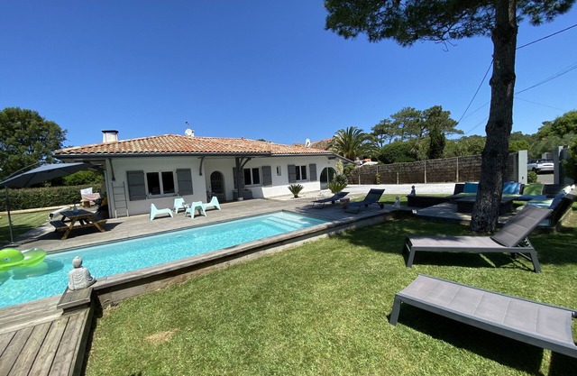 Hermosa villa de estilo Landaise a 2 pasos del mar
