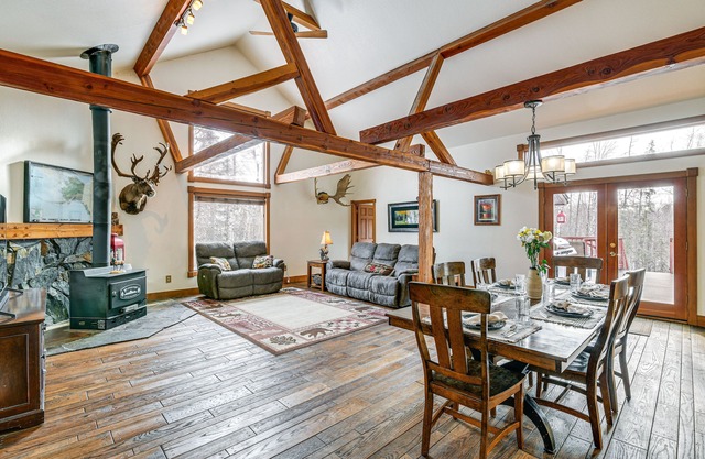 Beautiful Wasilla Home Rental w/ Deck & Gas Grill!