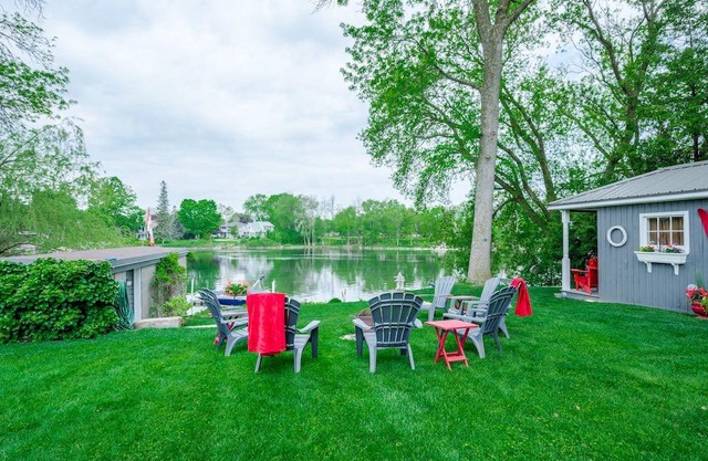 Beautiful Waterfront Home on Trent Canal