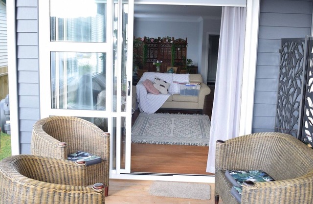 Beautiful Waterside Studio Apartment
