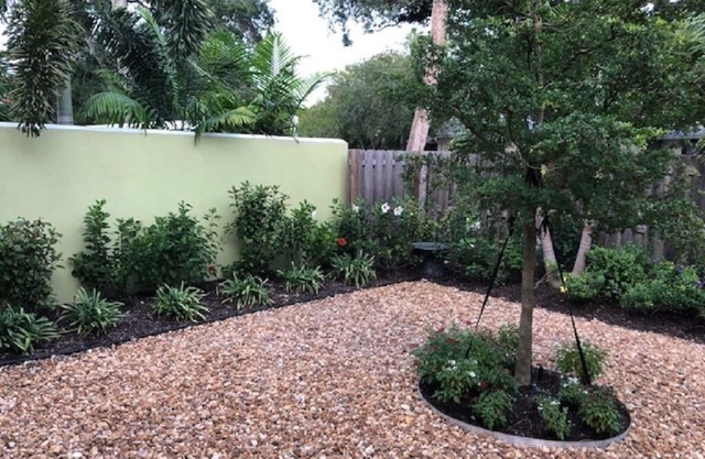 Bellamente decorada cochera de 1 hab - 8 minutos a pie del centro de Sarasota