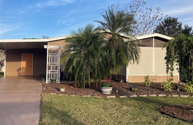 Pristine, cozy home close to Spanish Springs Town Square