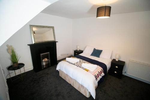Beautify Refurbished Large 3 Bed Terrace