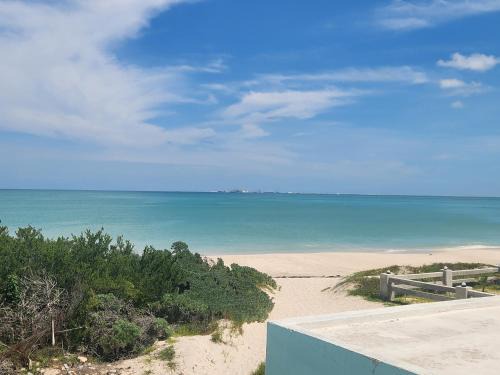 Beautilful ocean views from this apartment