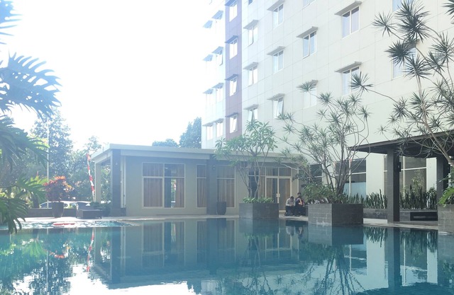 Beauty Spacious Studio Room At Pinewood Apartment Jatinangor