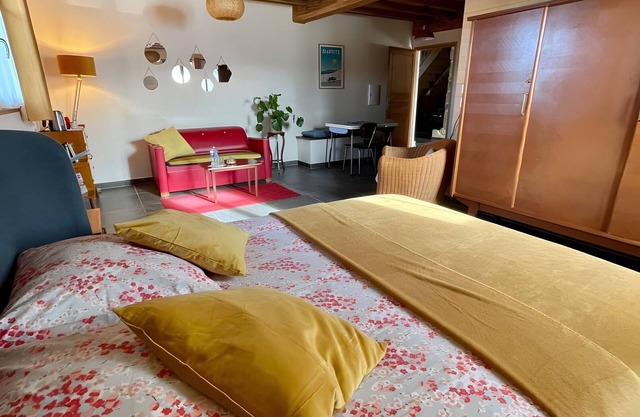 Bed and Breakfast 'Barukia' con Jardín Privado y Wi-Fi