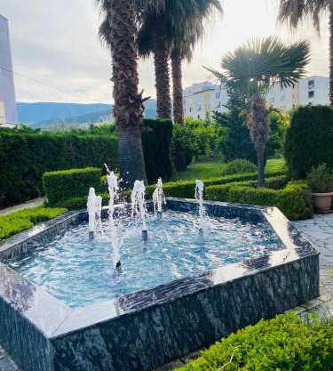 Bed and Breakfast Isra - Garden Retreat