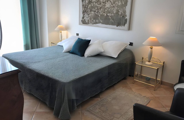Bed and Breakfast 'Li Estella' con terraza compartida, Wi-Fi y aire acondicionado