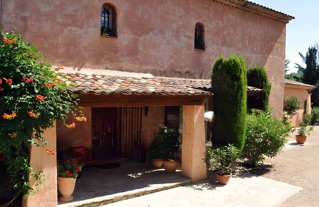 Bed and Breakfast 'Lou Souleù' con terraza compartida, Wi-Fi y aire acondicionado