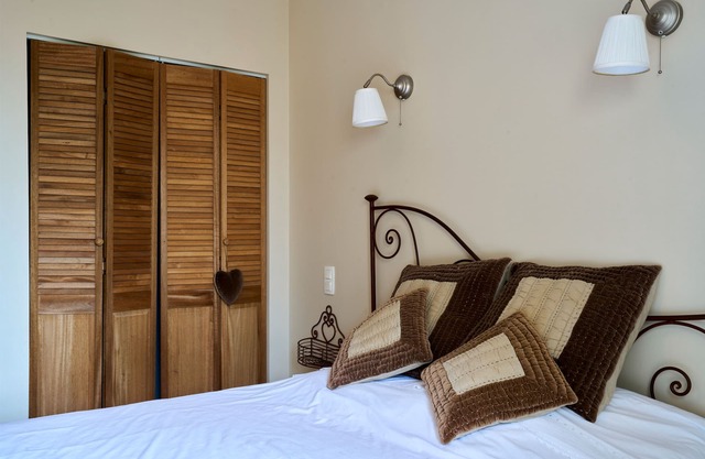 Bed and Breakfast 'Mélanosporum' con Terraza Privada, Jardín Compartido y Wi-Fi