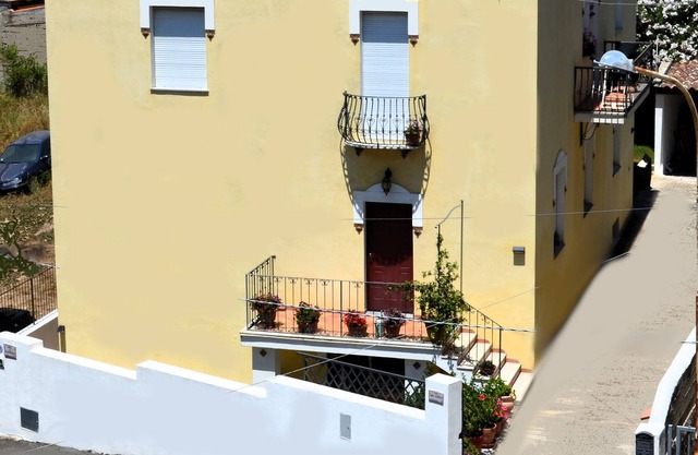 Bed and Breakfast Oliena