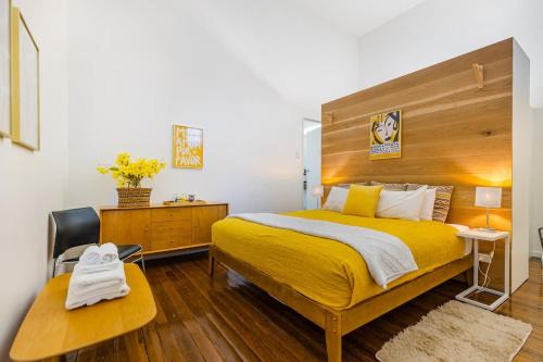 Bedroom on K Road w private bathroom Zodiak Stays Shared Apartment