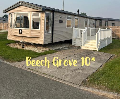 Beech Grove 10 Flamingo land