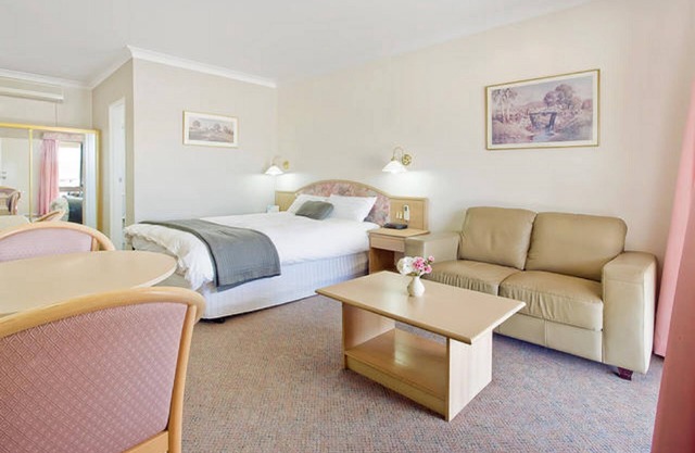 Bega Village Motor Inn