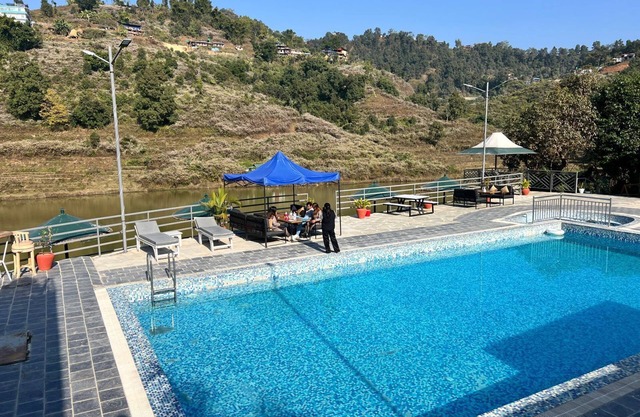 Begnas Aqua Park Resort