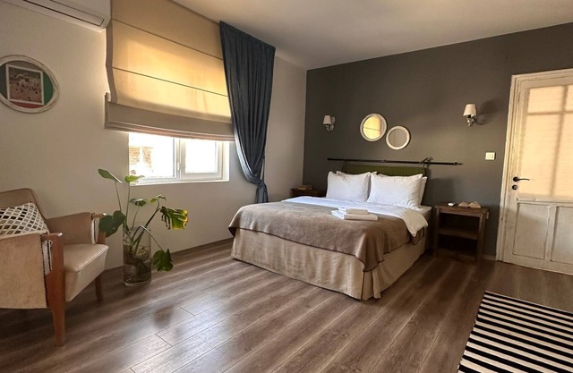 Beige Rooms