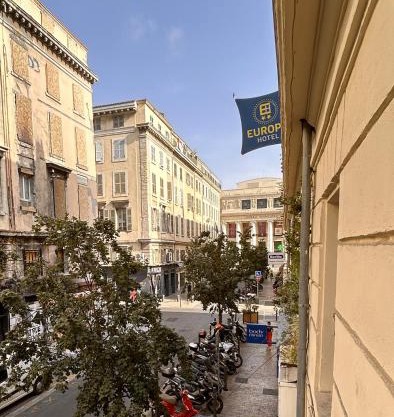 Bel appartement climatisé 2 chambres à 20m du Vieux-Port