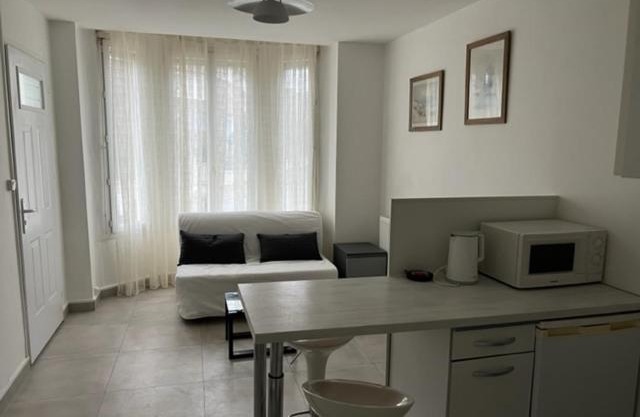 Bel appartement entre Paris et Disneyland - proche centrex