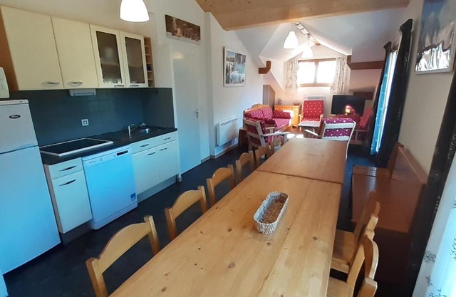 Bel appartement spacieux 10/12 pers, 5 pièces, proche pistes - Valfréjus - FR-1-265-180