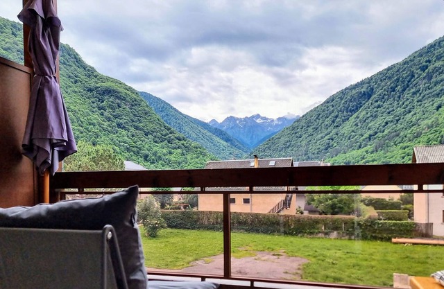Bel Appartement - vue Montagne - 80m2 - 8 Pers 2 SDB 2 WC