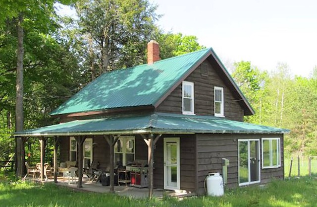 Bela's Bungalow at Titus Mountain Family Ski Area and the Salmon River.