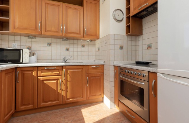 Belgradzka Apartment Warsaw by Renters