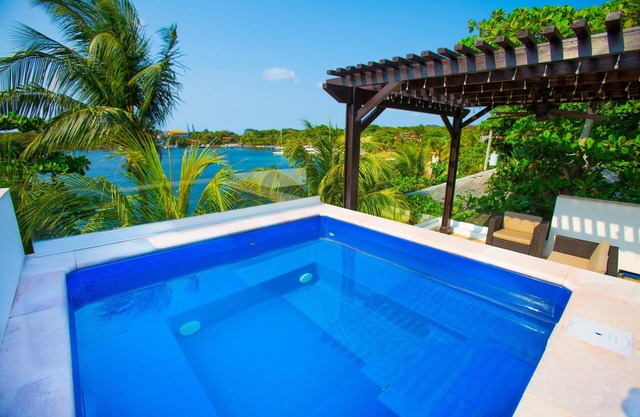 Bella Luna Beach House #227487