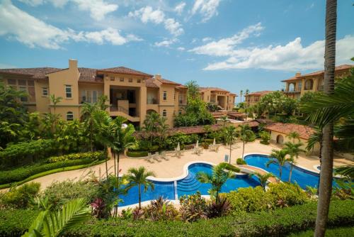 Bella Vista 2D 3 bdrs pool view in Los Suenos