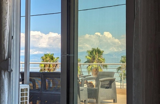 Bella Vista Luxury Apartment