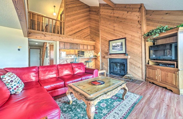 Bellaire Resort Condo Ski, Tube, Explore!