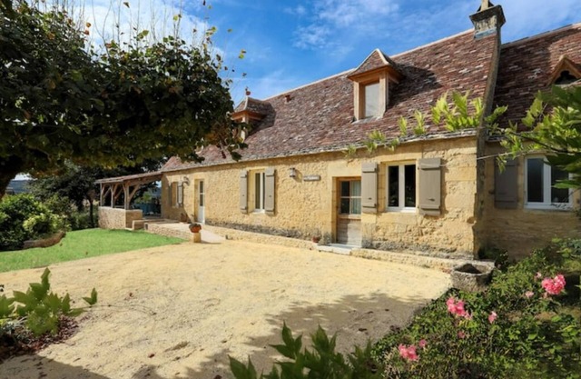Belle Demeure Périgourdine Restaurée en 2023. Piscine 12x6, 4 ch, 3 s. de Bains