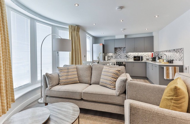 13 Belle House - Apartment 3