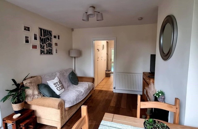 Belle Vue Cottage - 2 Bedroom House