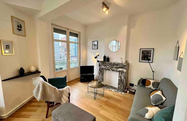 Bellevue - Appartement spacieux avec vue sur Meuse