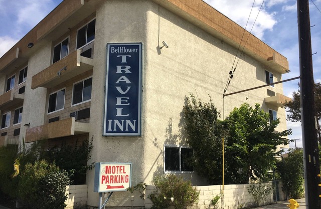 Bellflower Travel Inn