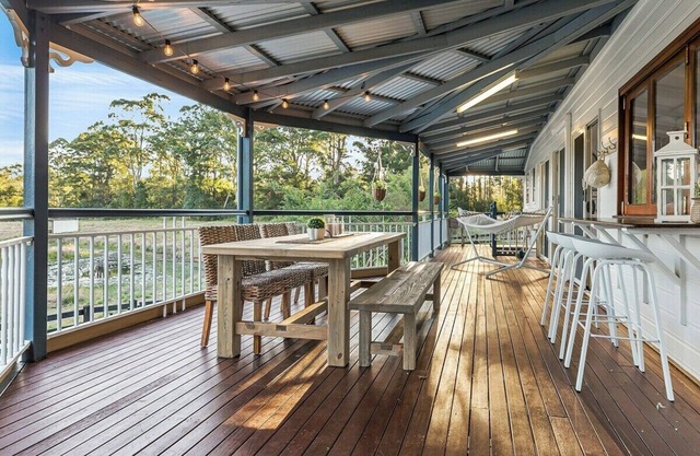 Belli Park Estate: A Luxe Farmhouse Escape for Ten