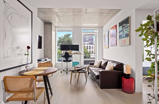 Belmont by Rove | Apt w/Shared Rooftop & Gym